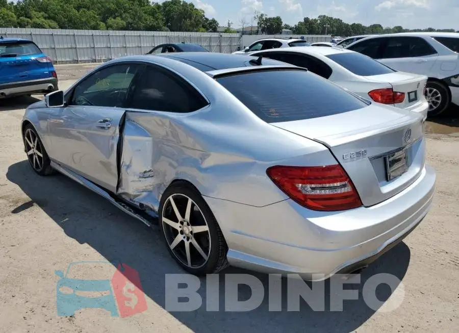 WDDGJ4HB7FG368125 Photo# 2