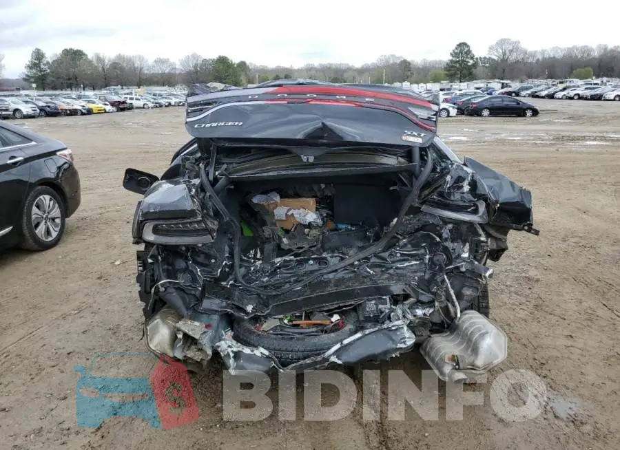 2C3CDXHG9HH596121 Photo# 6
