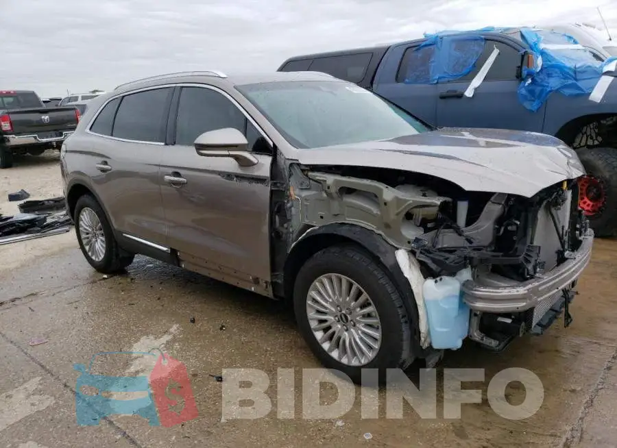 2LMPJ6J90KBL63573 Photo# 4