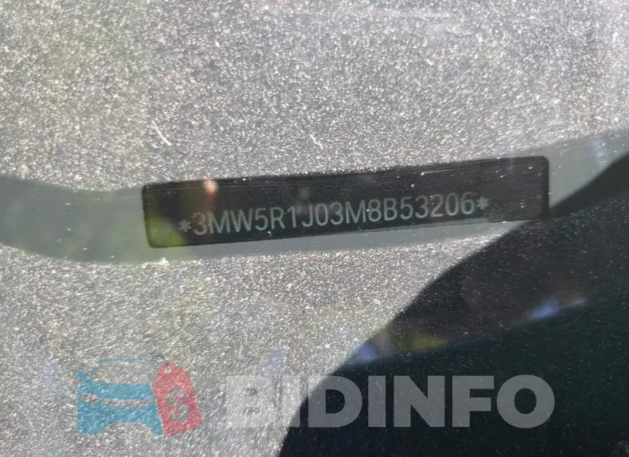 3MW5R1J03M8B53206 Photo# 12