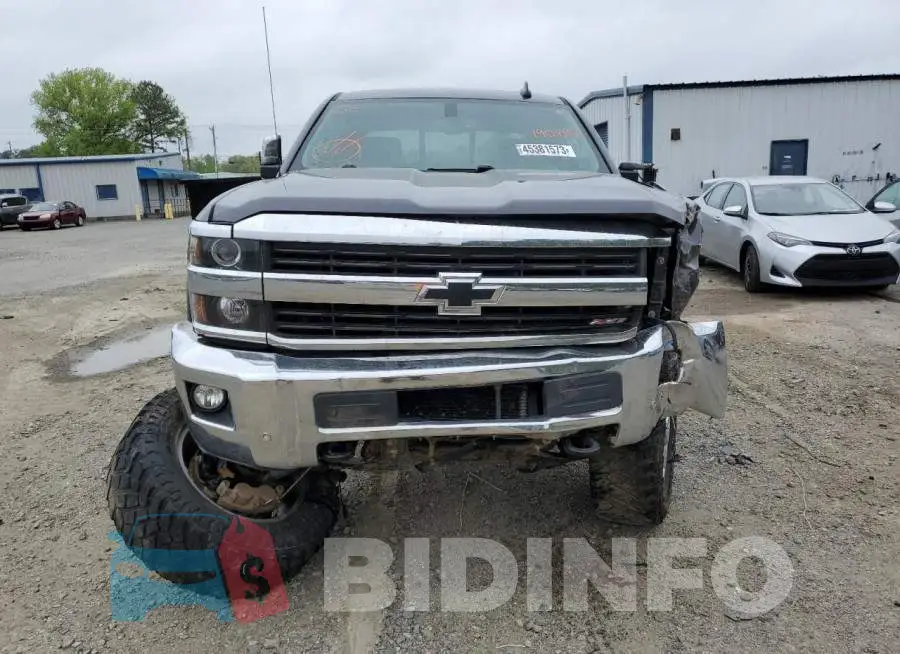 1GC1KWE89GF190887 Photo# 5