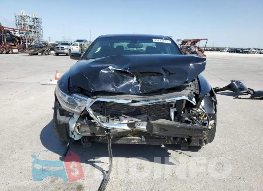 1FAHP2E85JG127740 Photo# 5