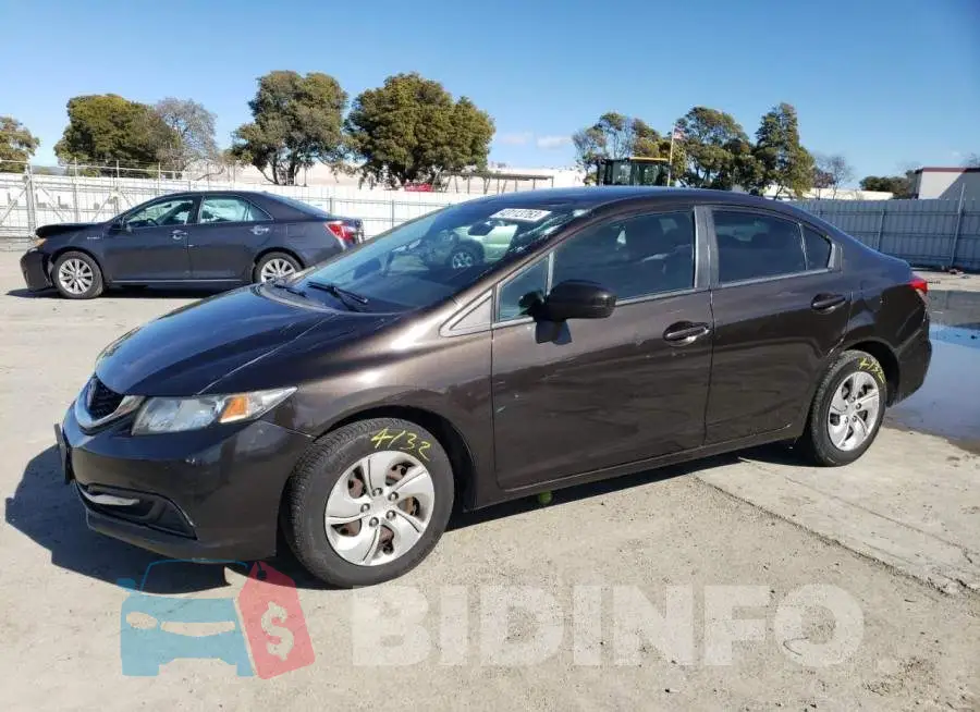 2HGFB2F57EH547984 Photo# 1