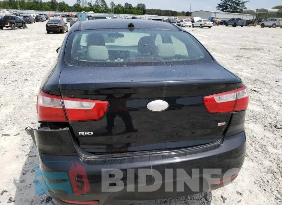 KNADM4A36E6327543 Photo# 6