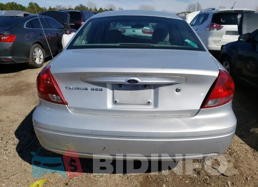 KNADM4A36G6657766 Photo# 6