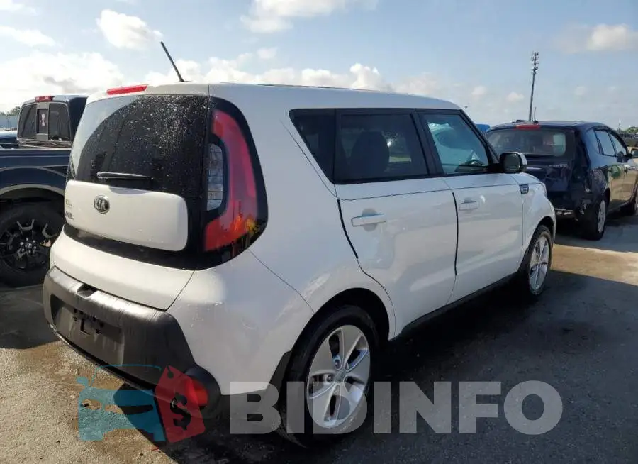 KNDJN2A2XF7142843 Photo# 3