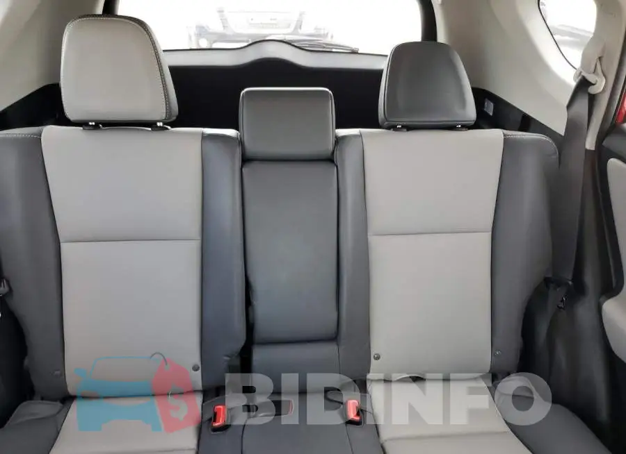2T3YFREV1FW146938 Photo# 10