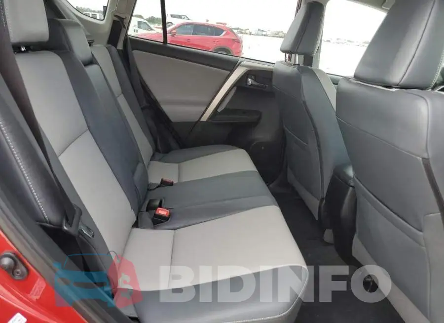 2T3YFREV1FW146938 Photo# 11