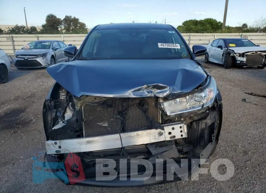 5TDZARFH2JS034848 Photo# 5