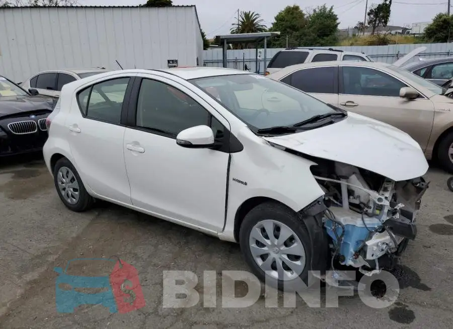 JTDKDTB35E1569725 Photo# 4