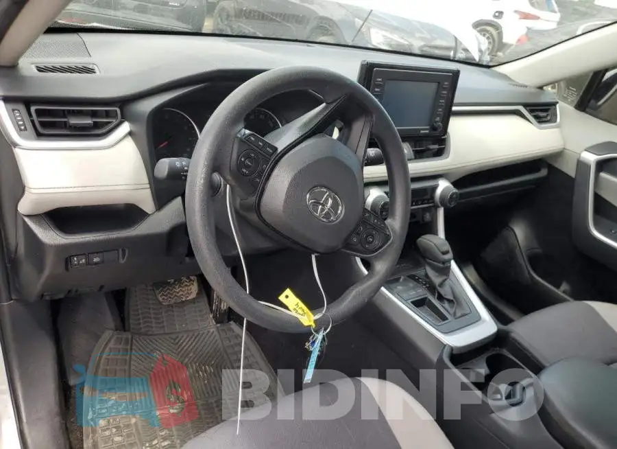 JTMW1RFV2LD058977 Photo# 8
