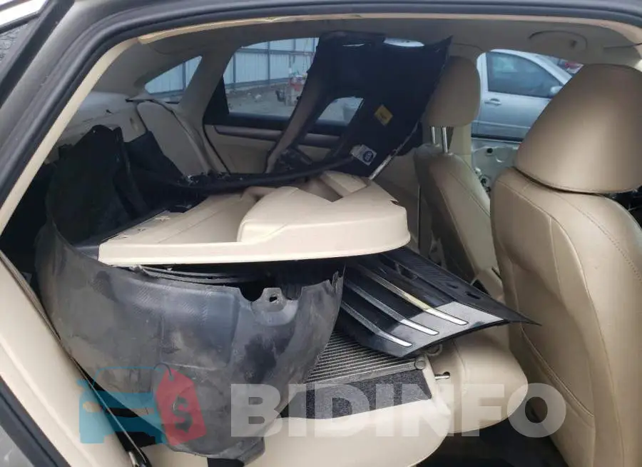 1VWBS7A31EC095241 Photo# 10