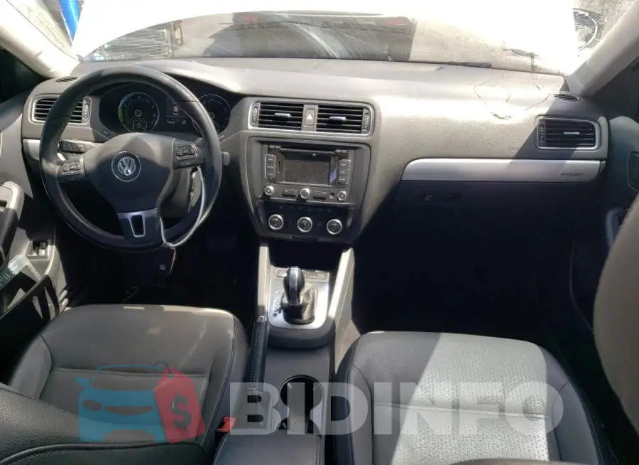 3VW637AJ7EM302291 Photo# 8