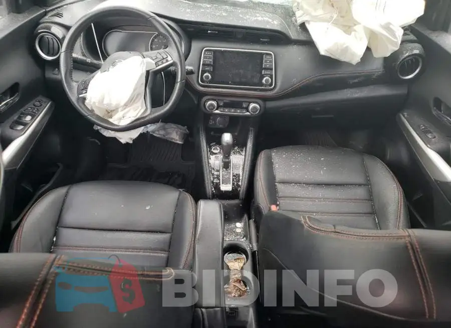 3N1CP5CU2JL531129 Photo# 8
