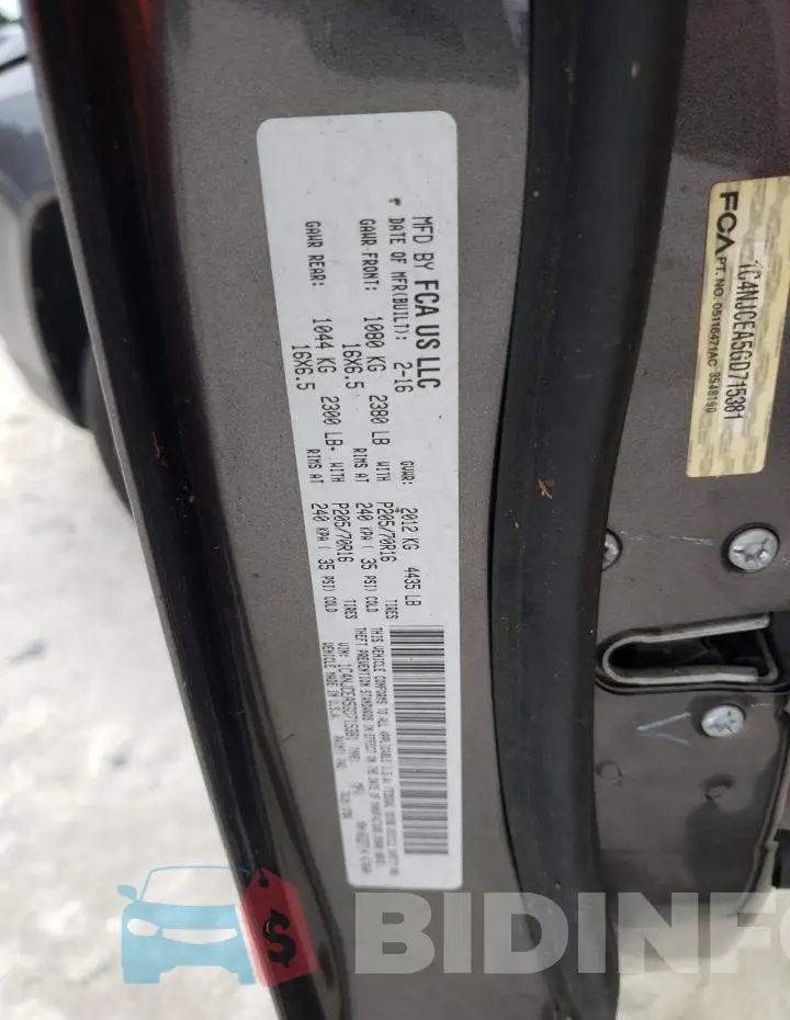 1C4NJCEA5GD715381 Photo# 13