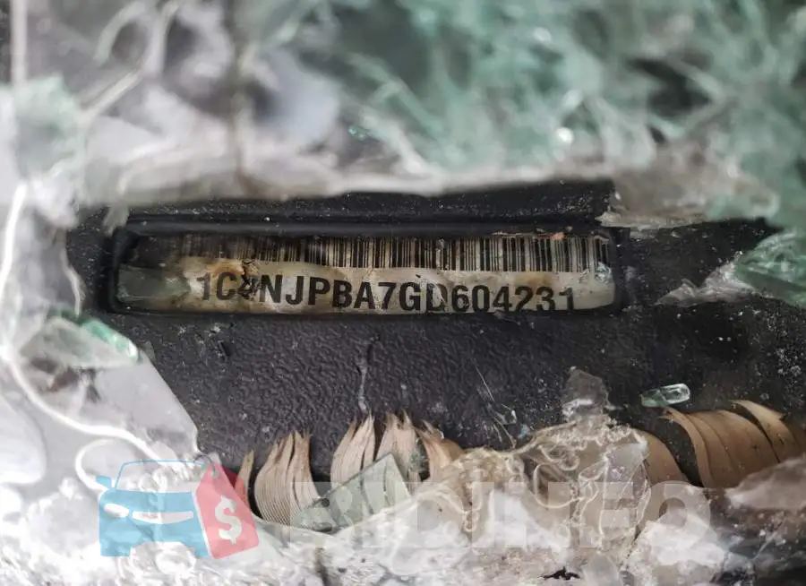 1C4NJPBA7GD604231 Photo# 12