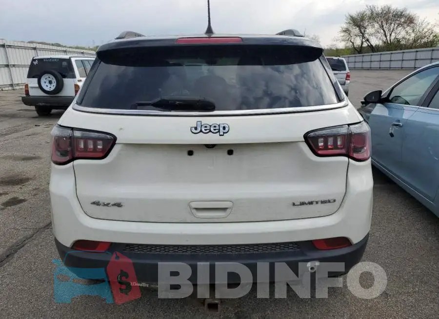 3C4NJDCB8JT470692 Photo# 6