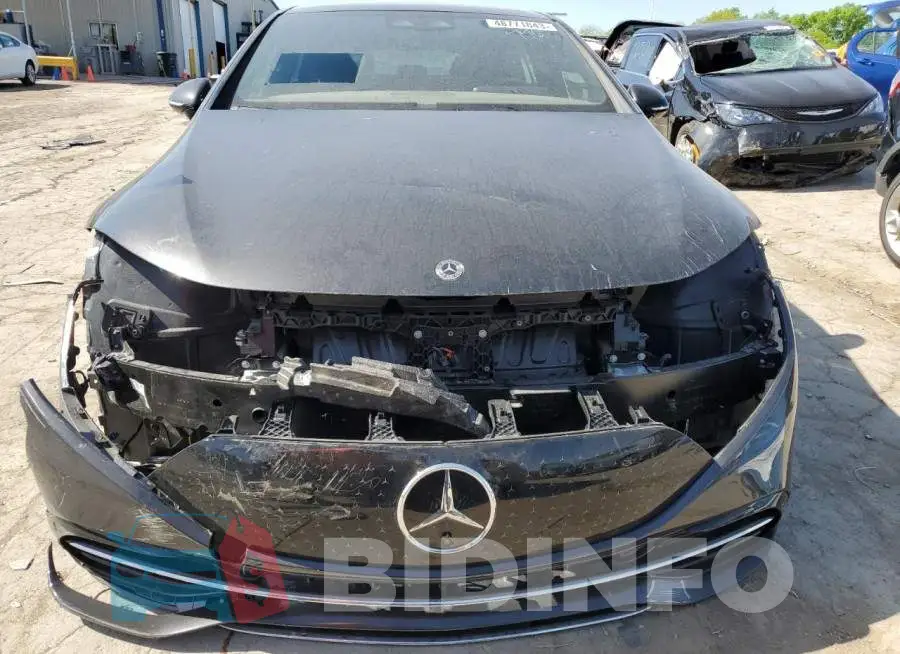 W1KCG2DB1NA014531 Photo# 5