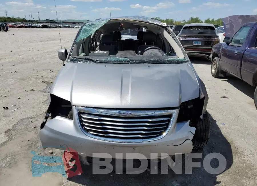2C4RC1BG2FR728044 Photo# 5