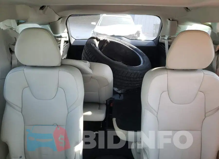 YV4A221K6M1714514 Photo# 10