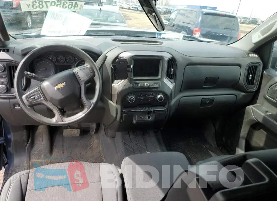 1GCRYBEF8KZ253946 Photo# 8
