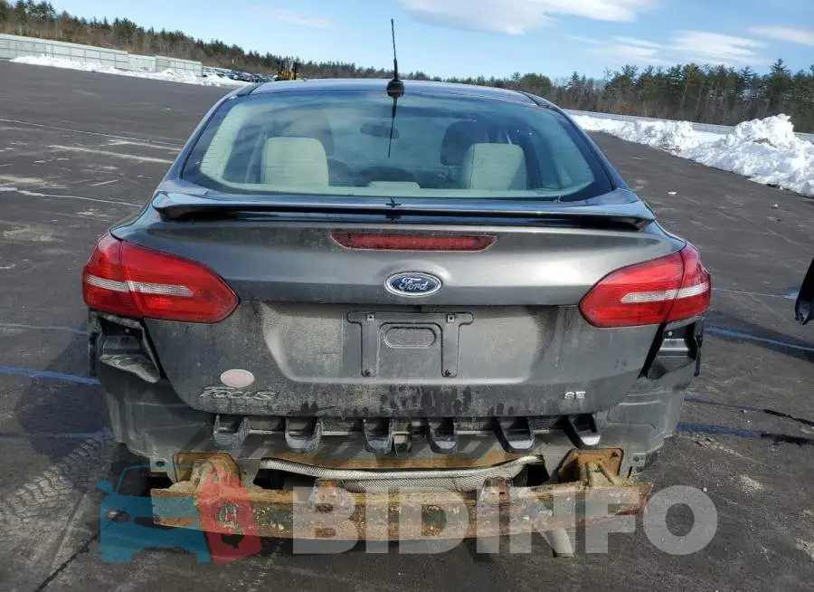 1FADP3F24GL206718 Photo# 6