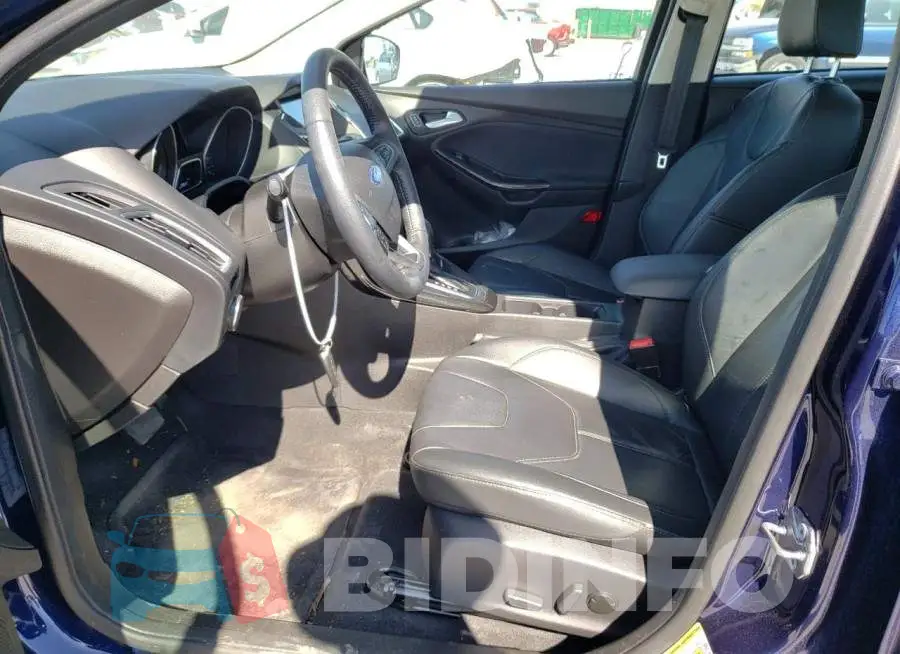 1FADP3J28HL210019 Photo# 7