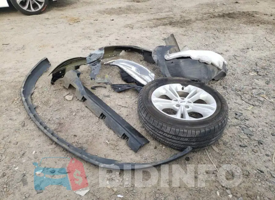 1FAHP2E85JG114891 Photo# 12