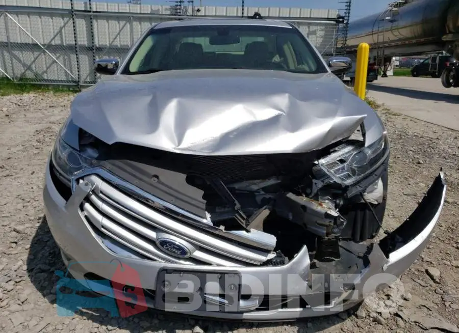 1FAHP2F89FG159967 Photo# 5