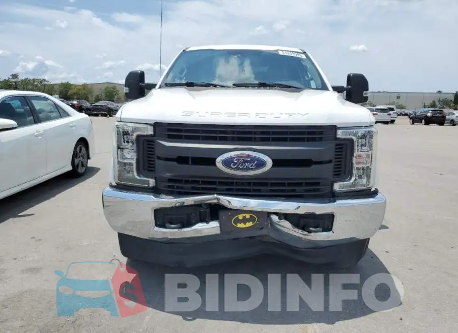 1FT7X2B61HED15556 Photo# 5