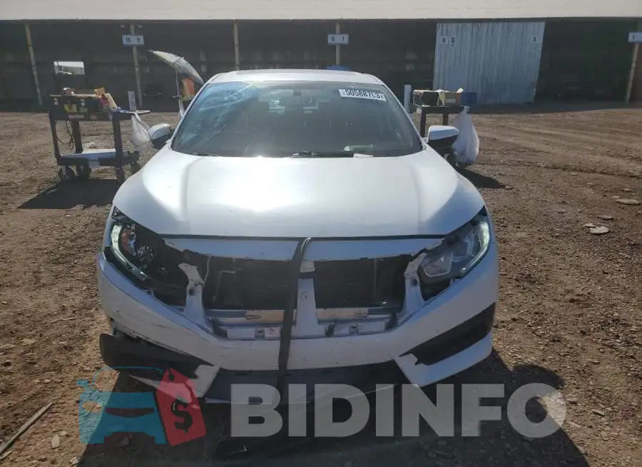 19XFC2F70GE079883 Photo# 5