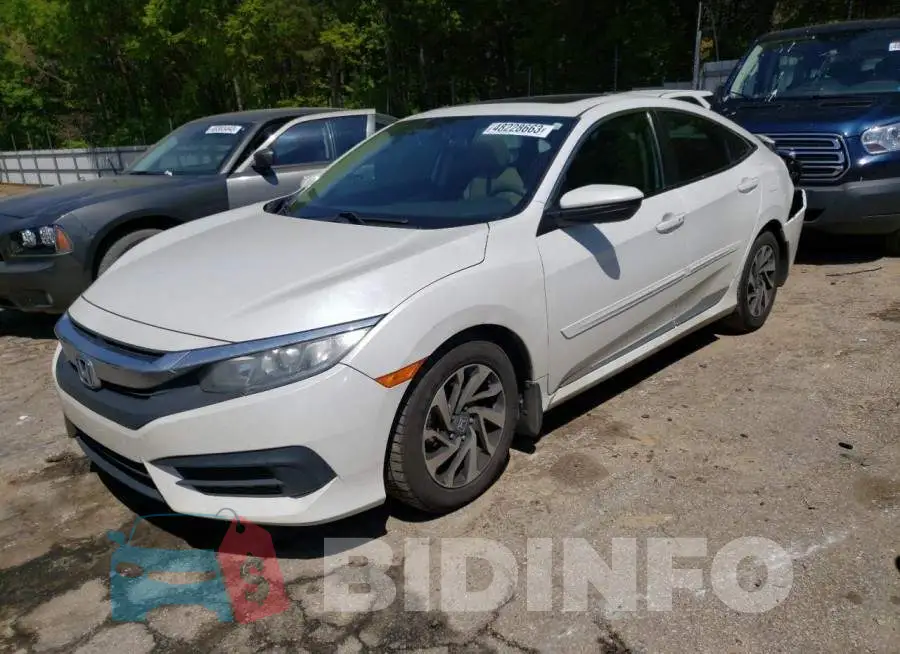 19XFC2F7XGE001773 Photo# 1