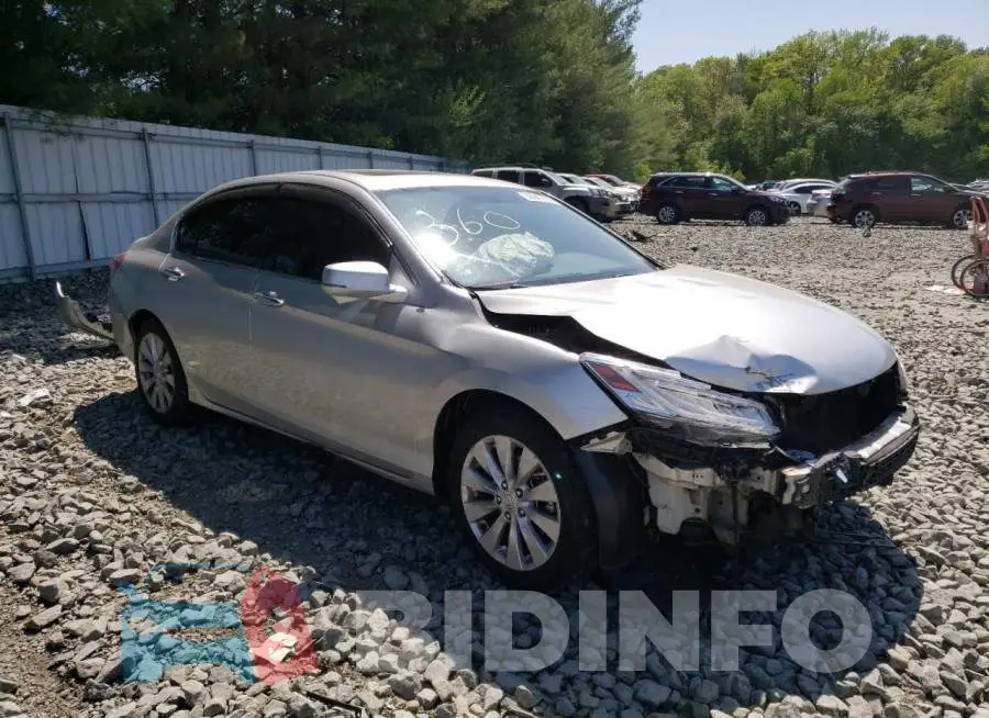 1HGCR2F74FA115109 Photo# 4
