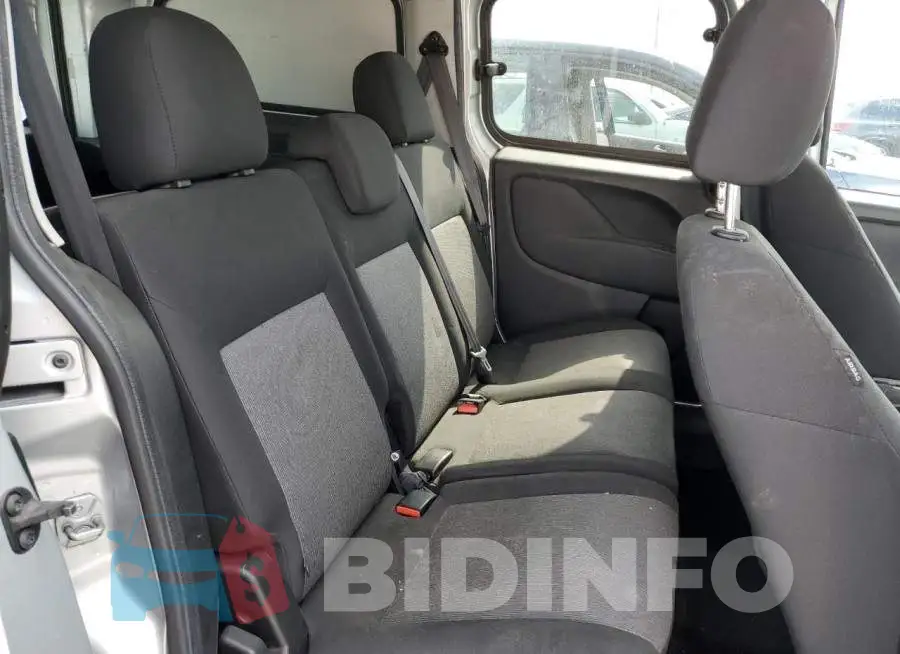 ZFBERFBB5J6K49618 Photo# 11