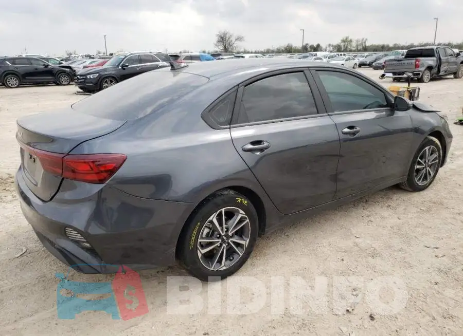 3KPF24AD2NE416465 Photo# 3