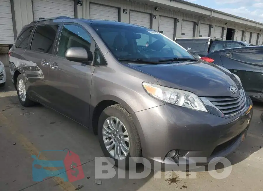 5TDYK3DCXGS717130 Photo# 4