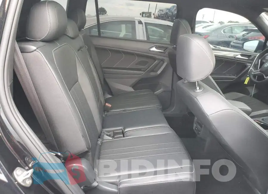 3VVCB7AX9NM160668 Photo# 11
