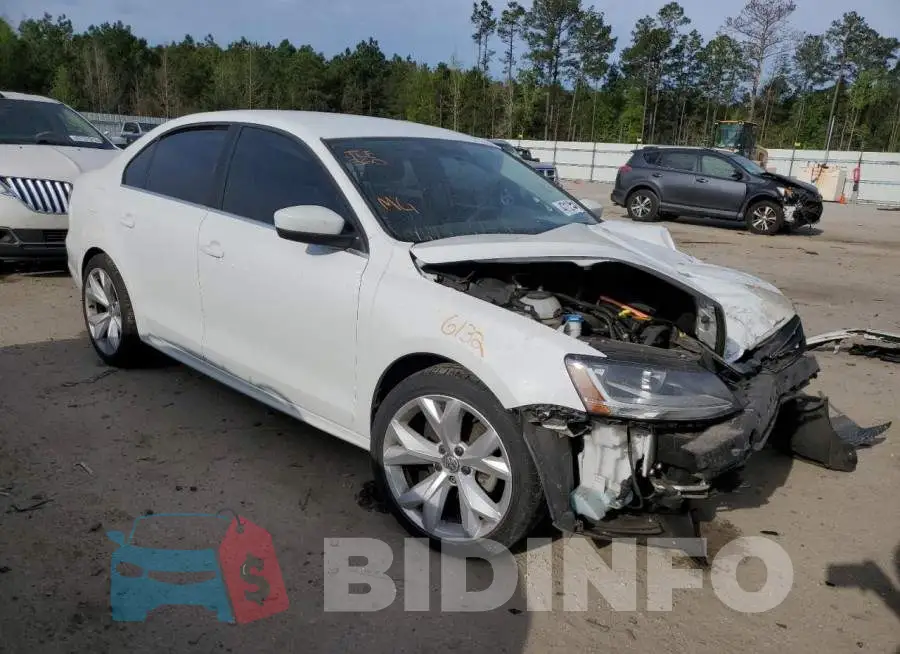 3VW2B7AJ7HM215559 Photo# 4