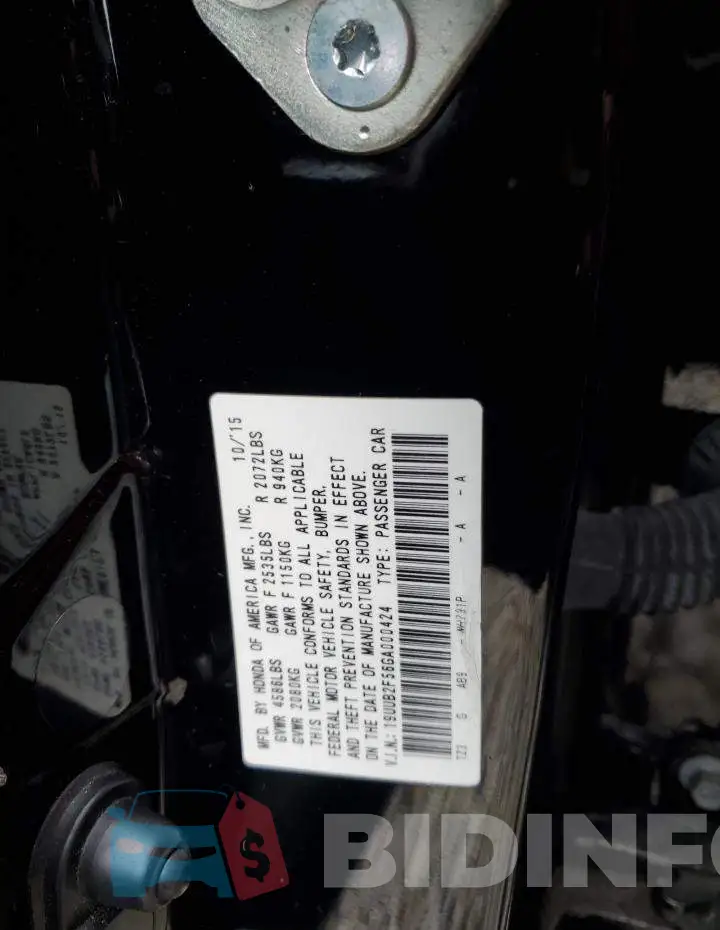 19UUB2F56GA000424 Photo# 12