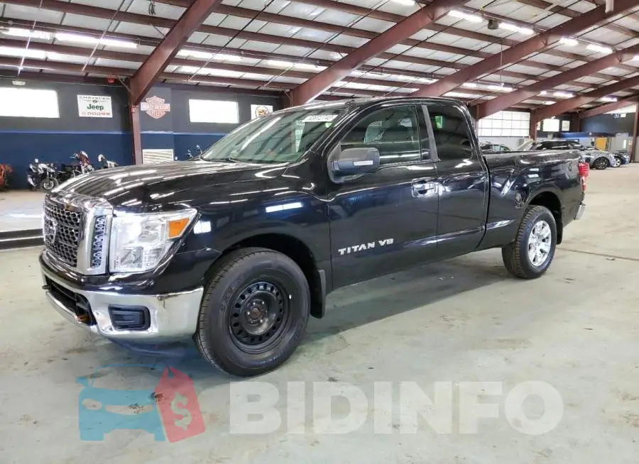 1N6AA1CJ6JN500581 Photo# 1