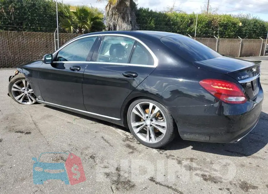 55SWF4HB6GU161582 Photo# 2