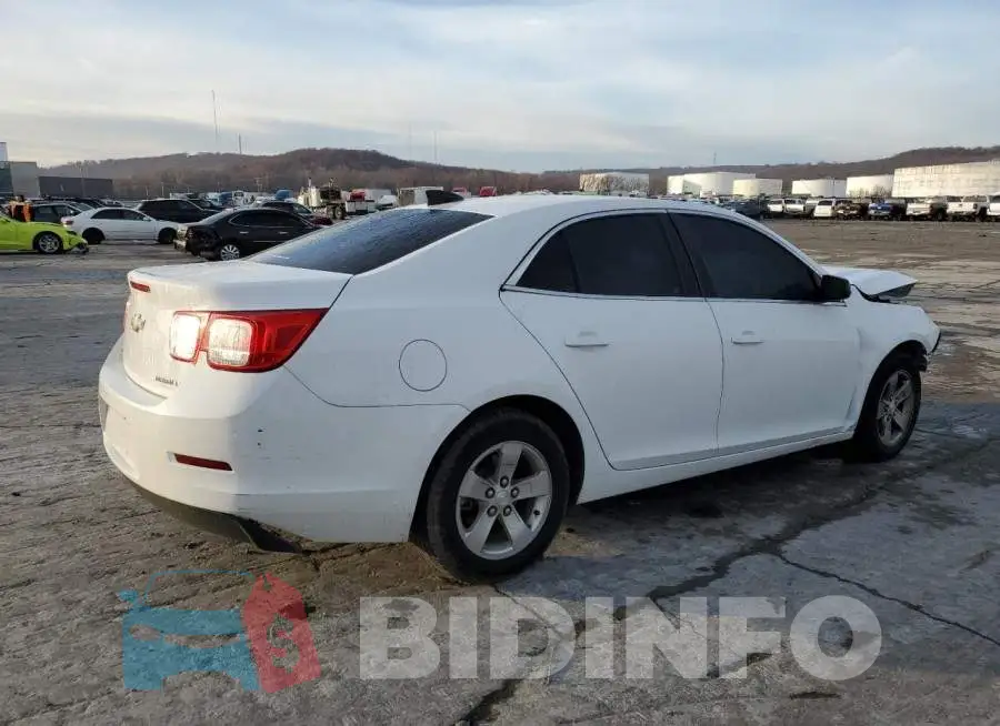 1G11B5SLXFF312859 Photo# 3