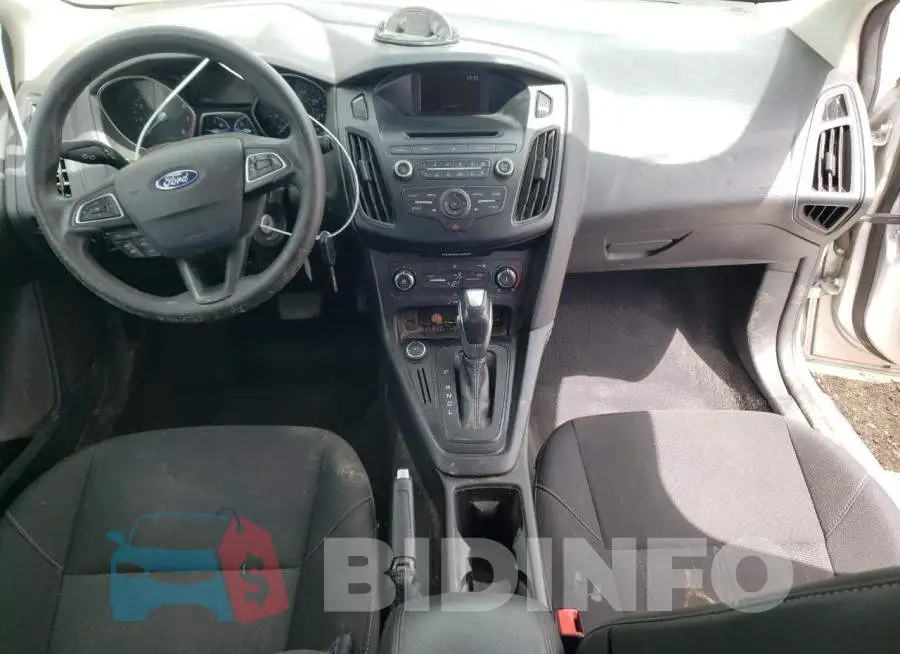 1FADP3K26FL307215 Photo# 8