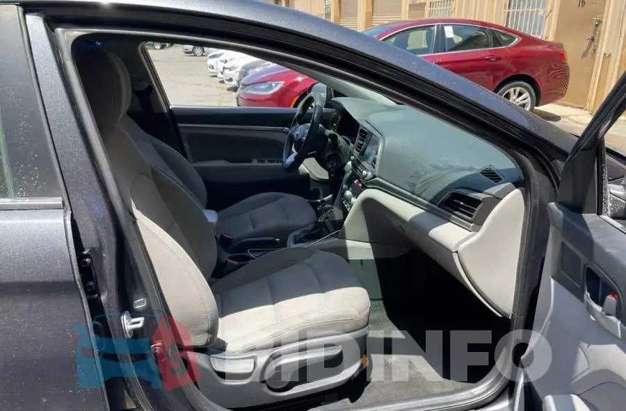 5NPD84LF4LH577266 Photo# 5
