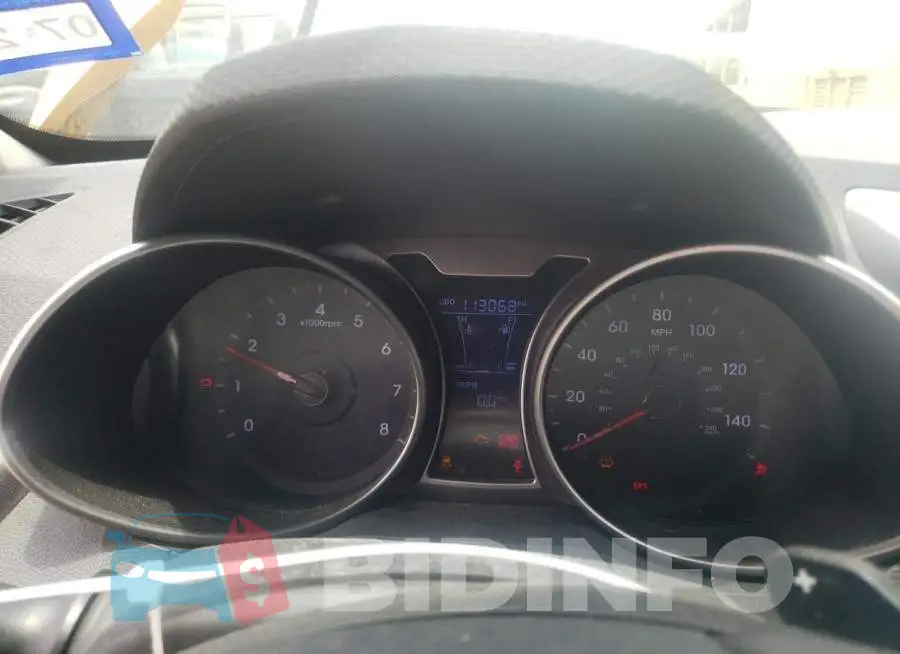 KMHTC6AD4FU241629 Photo# 9