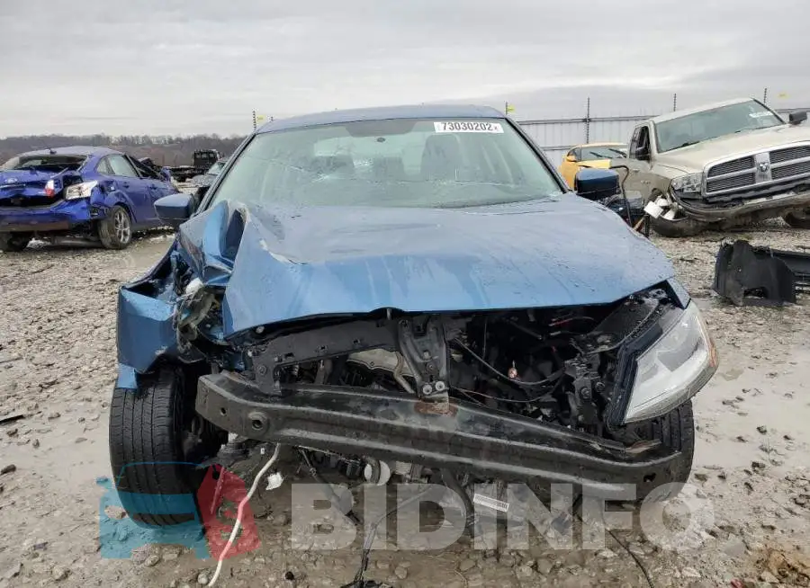 3VW2B7AJ9HM414113 Photo# 5