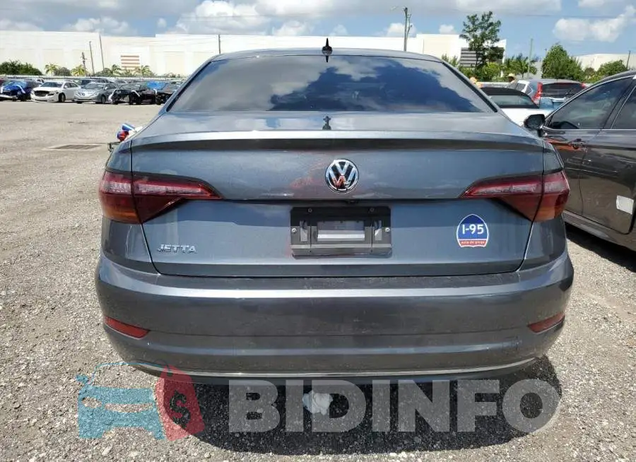 3VWCB7BU5KM275456 Photo# 6