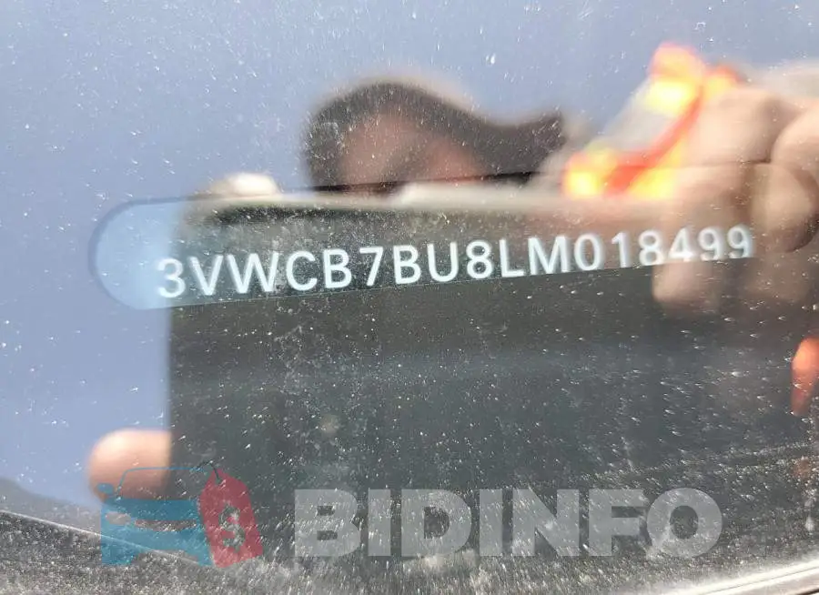 3VWCB7BU8LM018499 Photo# 12