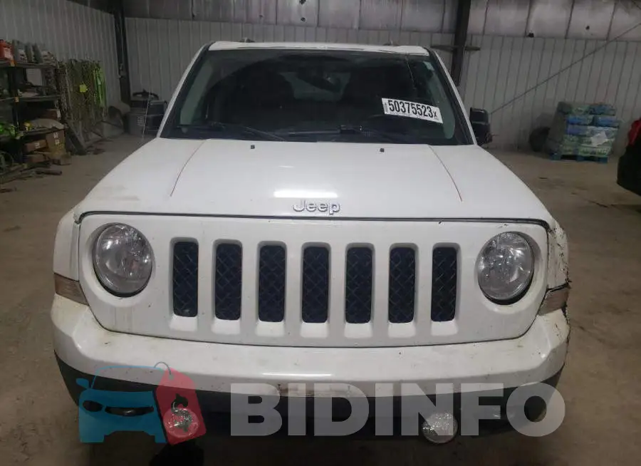 1C4NJRFB7ED910275 Photo# 5