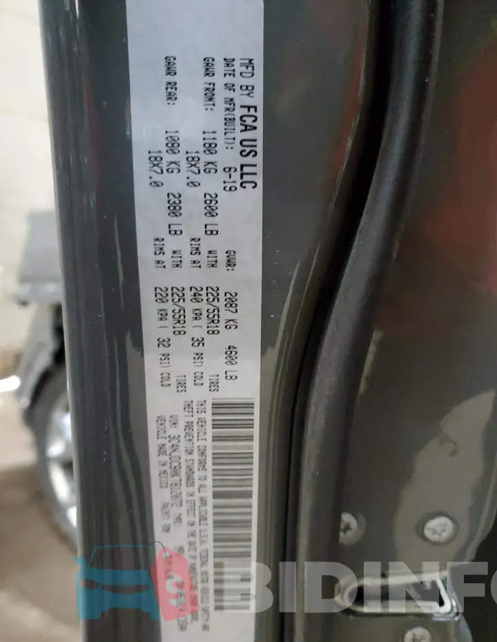 3C4NJDCB0KT812072 Photo# 13
